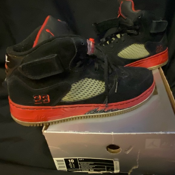 Jordan 5 Retro Fusion Red main image 6